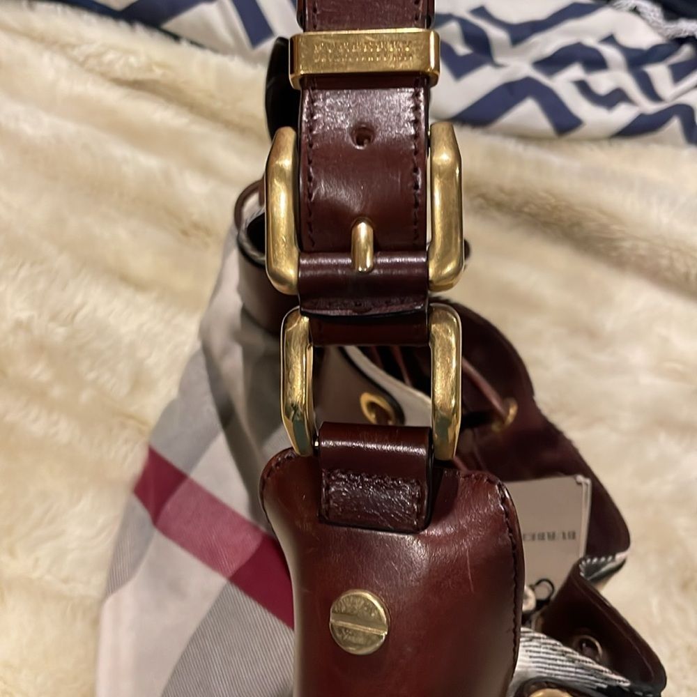Burberry Authentic Bag - Picture 4 of 8